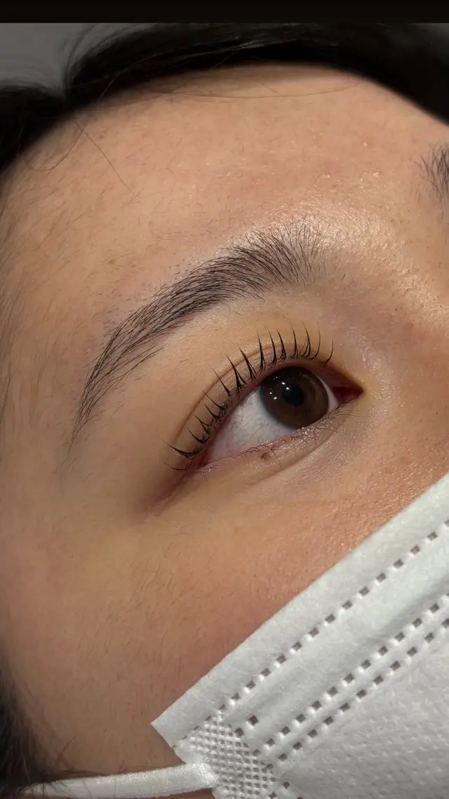 マツエク・マツパ 橋野 凜のヘアスタイル