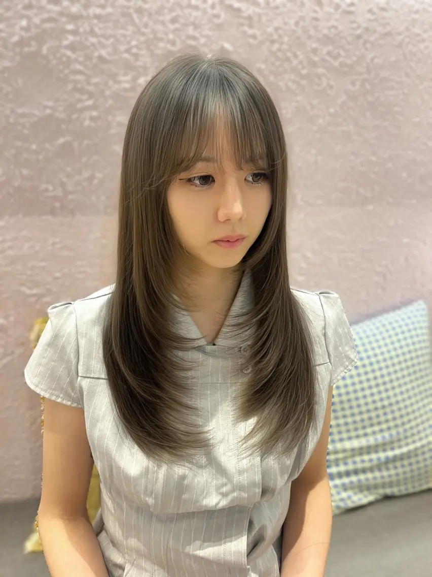 セミロング カット merc.🐑🤍 山口夏希のヘアスタイル