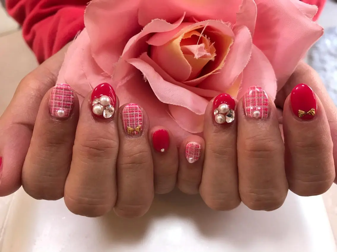 ネイル ♡ビジュール♡ NAIL &まつ毛のマツエク・マツパデザイン
