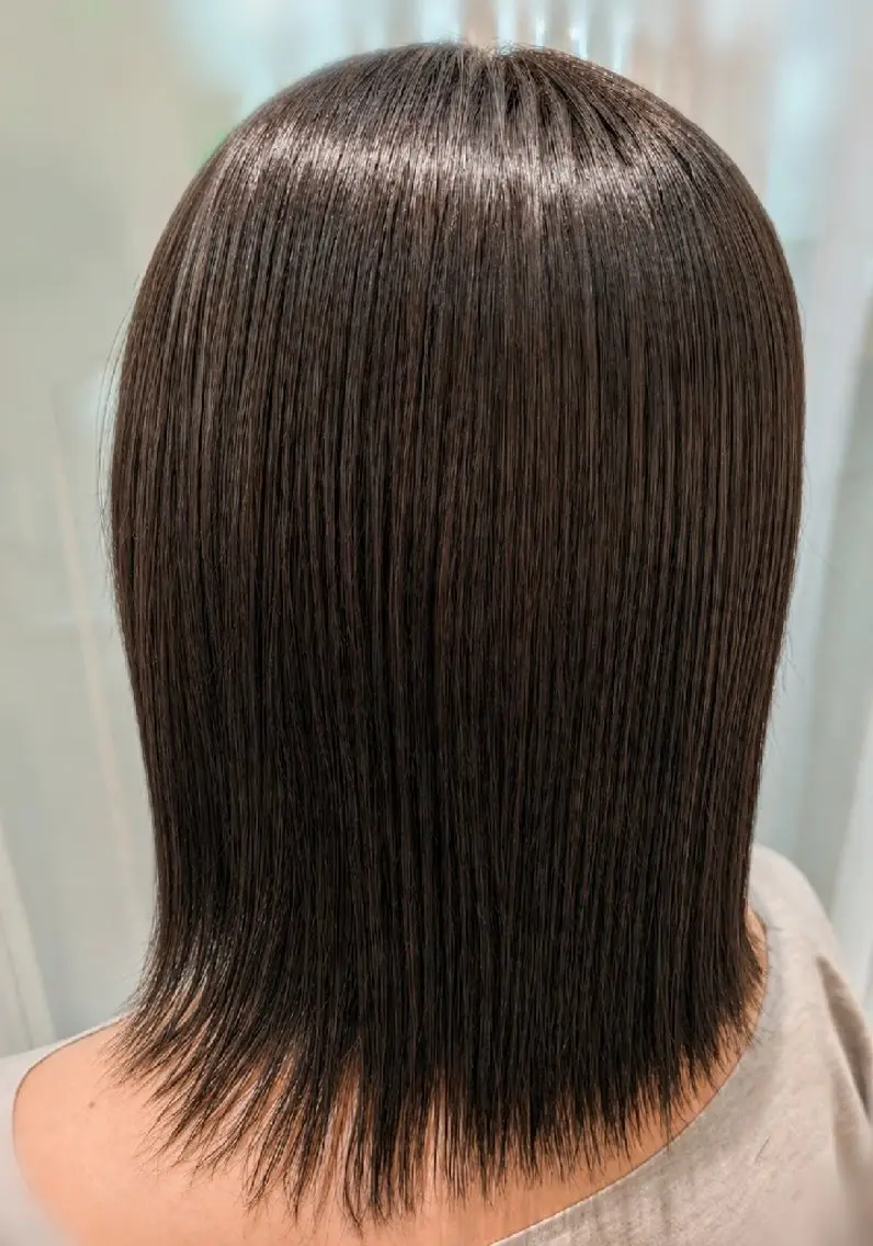 ミディアム 伸ばしかけ 縮毛矯正 カット 縮毛矯正 ARVELAhair essenceのヘアスタイル