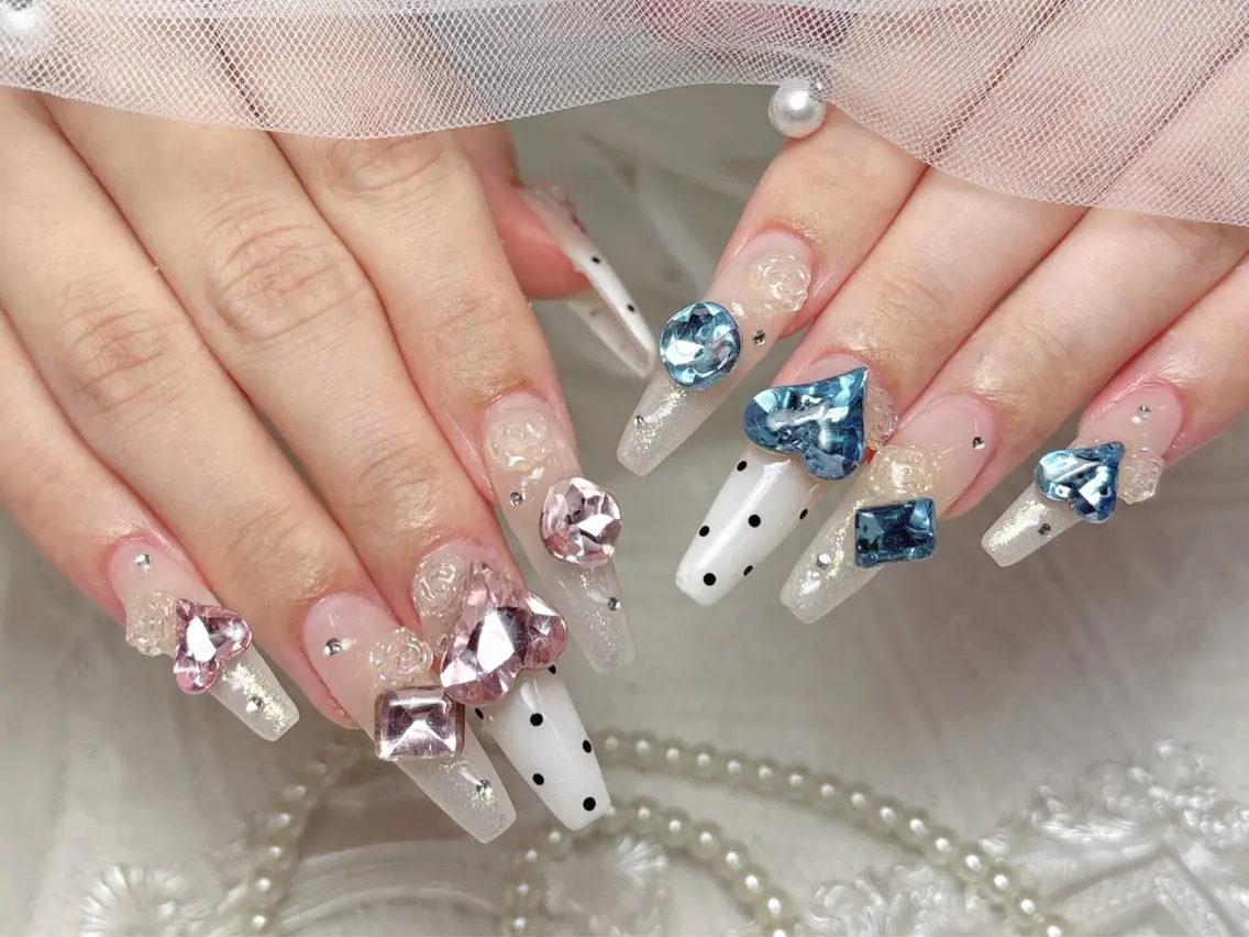 ネイル ジェルネイル 韓国ネイル マグネットネイル 持ち込み ワンカラーネイル ハンドネイル ハンドケア R1🎀Nail💕 池袋東口店のネイルデザイン