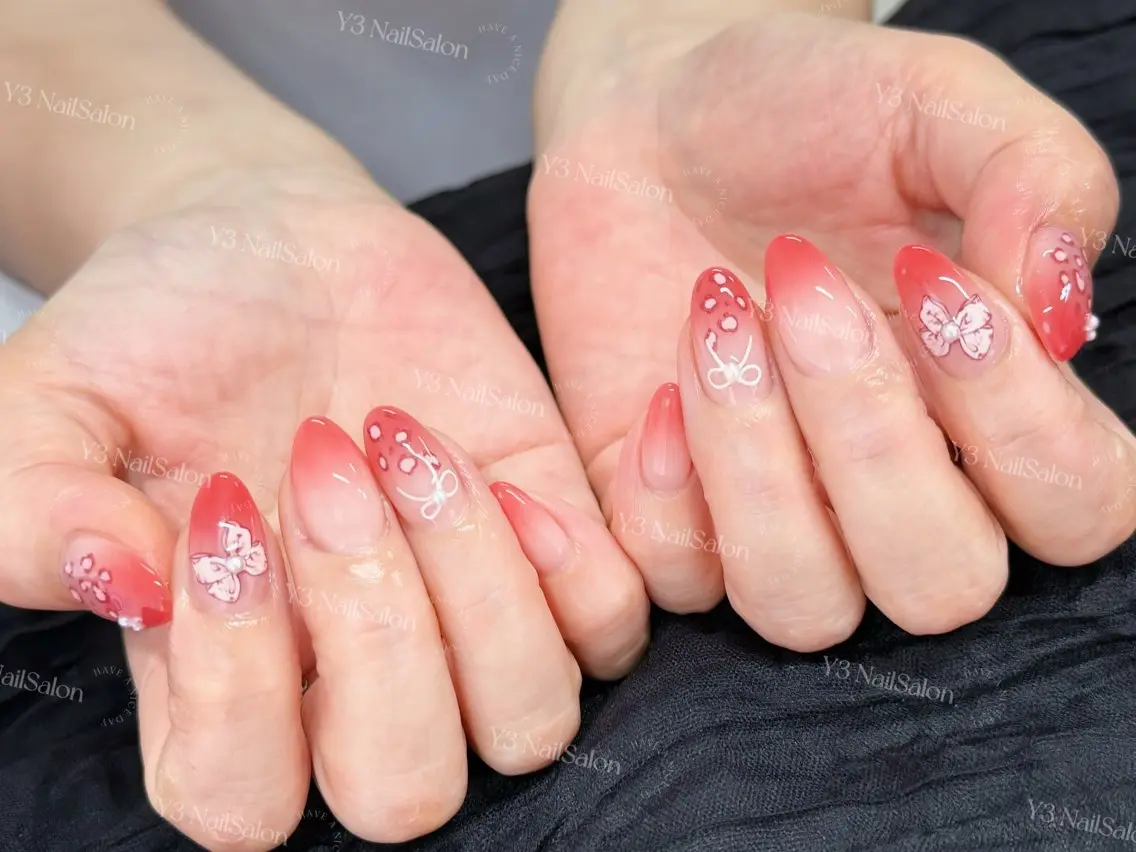 ネイル アニマル柄 アートネイル ガーリー グラデーション 韓国ネイル ハンドネイル Y3 NailSalonのネイルデザイン