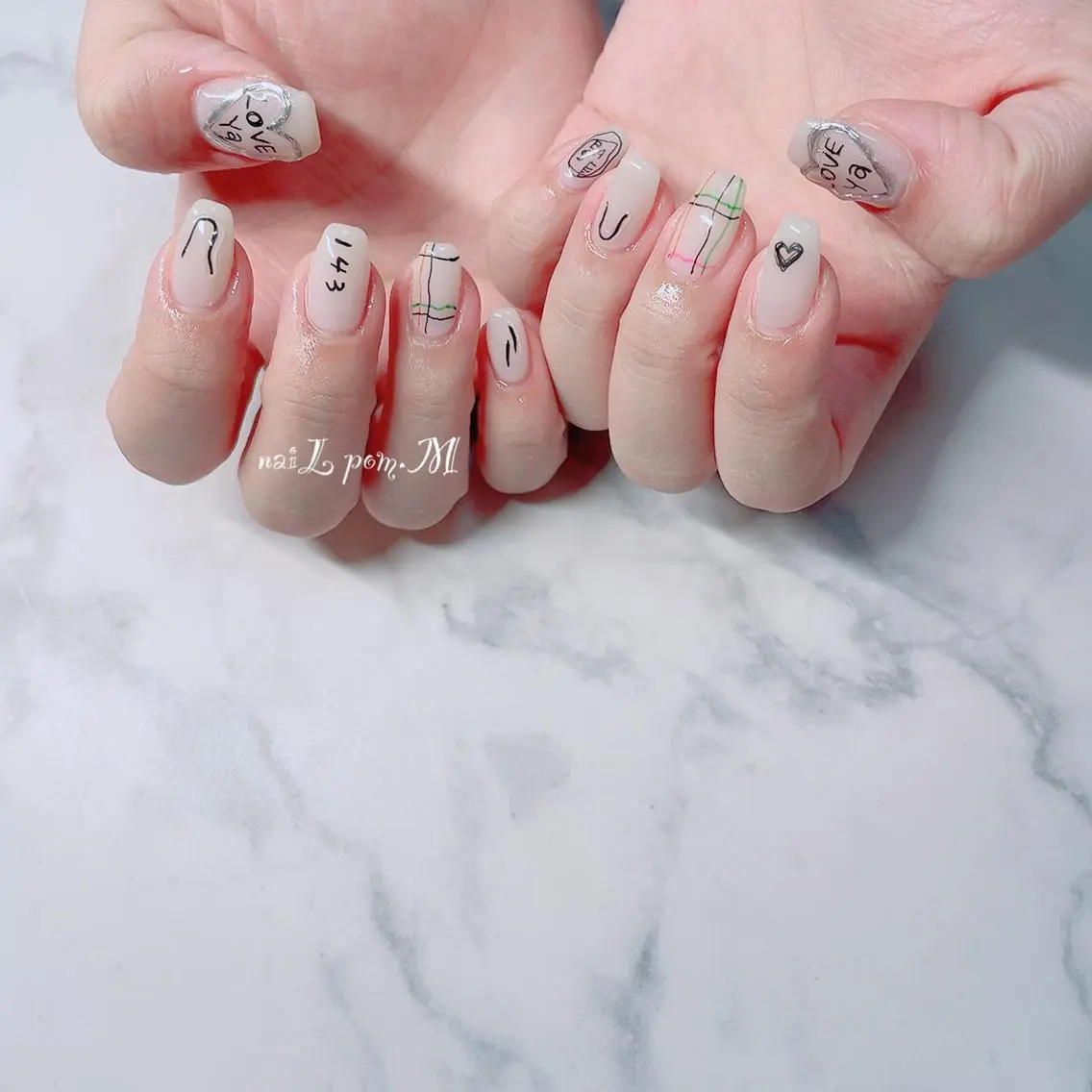 ネイル 韓国ネイル ハンドネイル ハンドケア naiL pom.Mのネイルデザイン