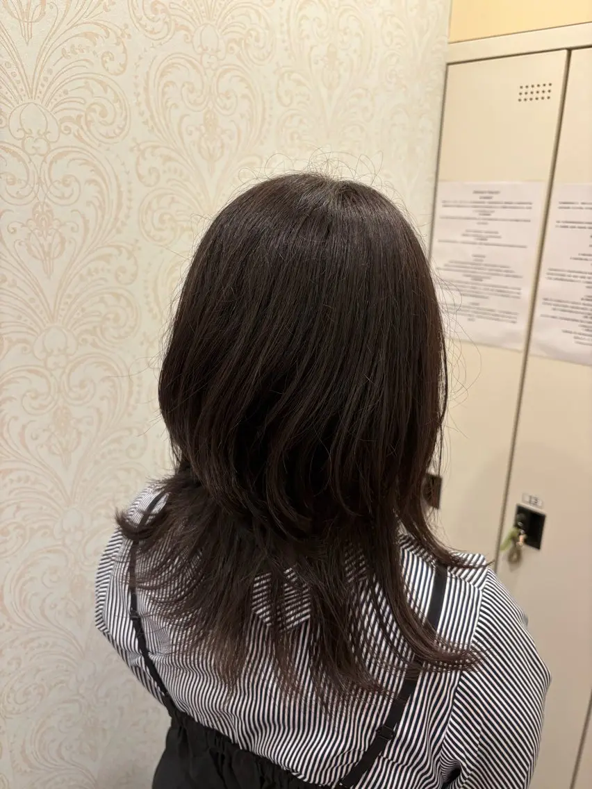 セミロング ウルフカット 3月で掲載終了です BASSA Aikaのヘアスタイル