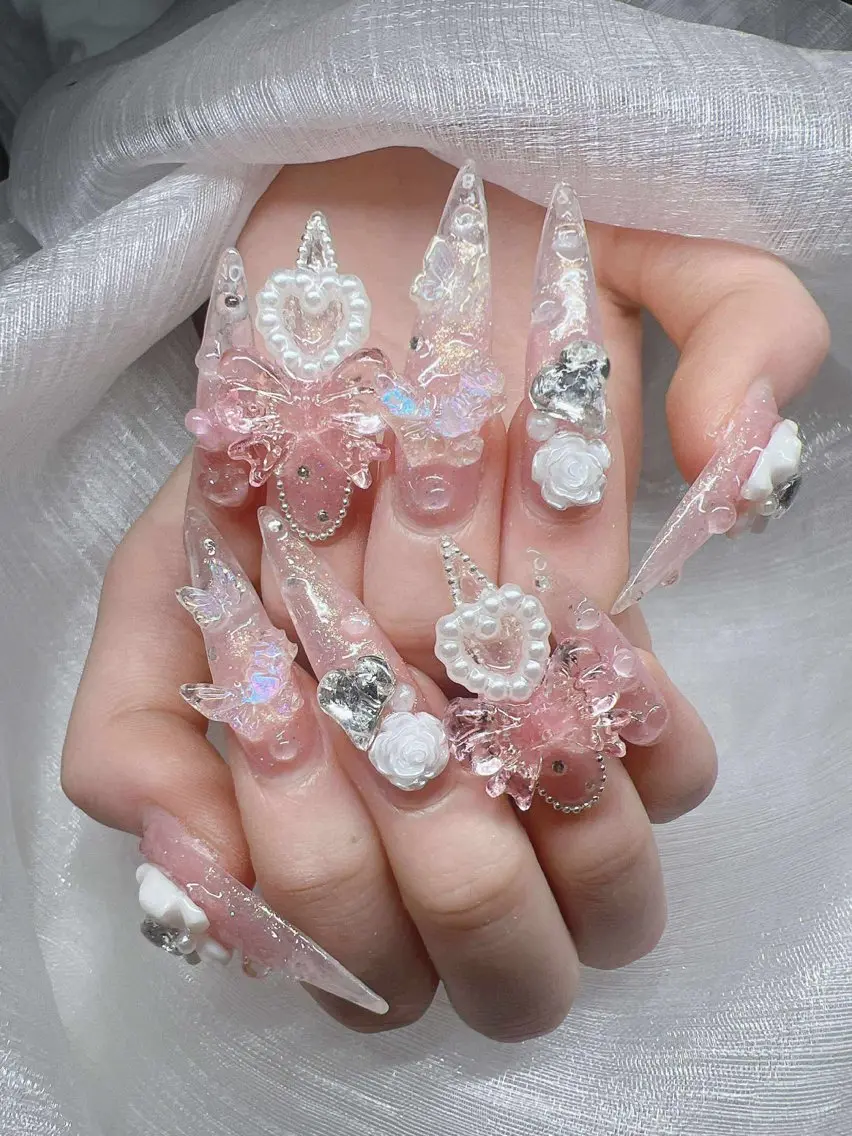 ネイル 長さ出し グラデーション 卒業式 キラキラネイル マグネットネイル ハンドネイル Lee Nailsのネイルデザイン