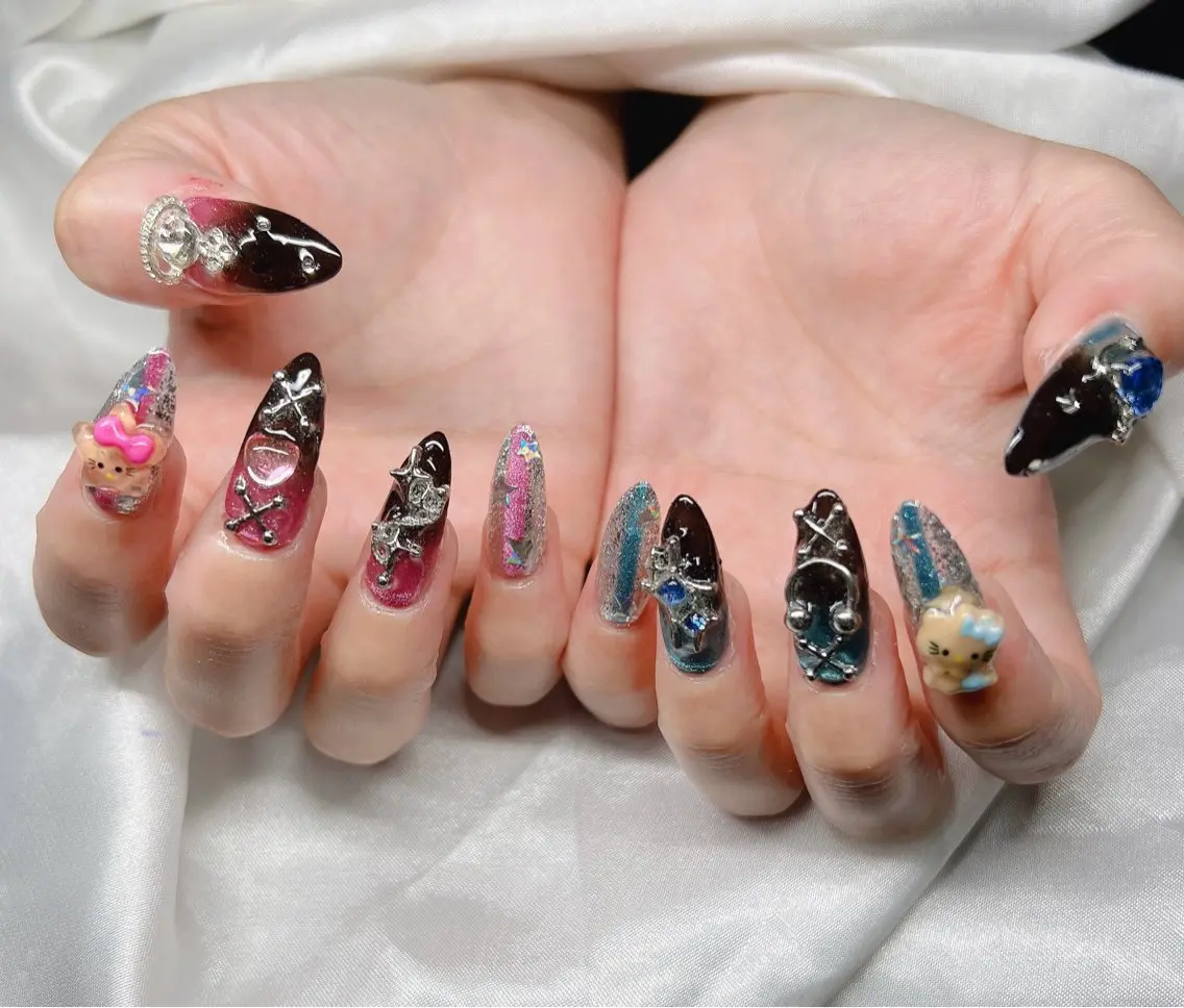 ネイル 長さ出し グラデーション 卒業式 キラキラネイル マグネットネイル ハンドネイル Lee Nailsのネイルデザイン