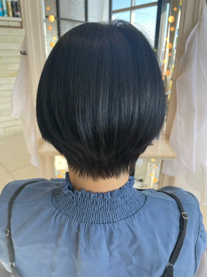 ショート カット ちぐさ/暖色/ ワンカラー🤍のヘアスタイル