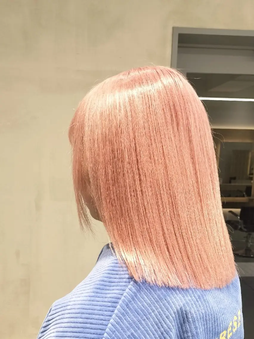 カラー ピンクカラー ヘアカラー ほんま ひろみのヘアスタイル