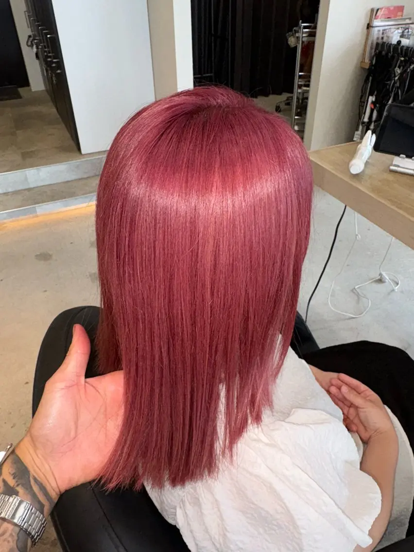 カラー ブリーチ ヘアカラー HIRO ✂︎のヘアスタイル