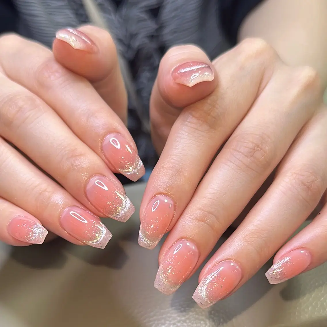 【Hand】オフなし　チークマグネットフレンチ　¥4800の写真
