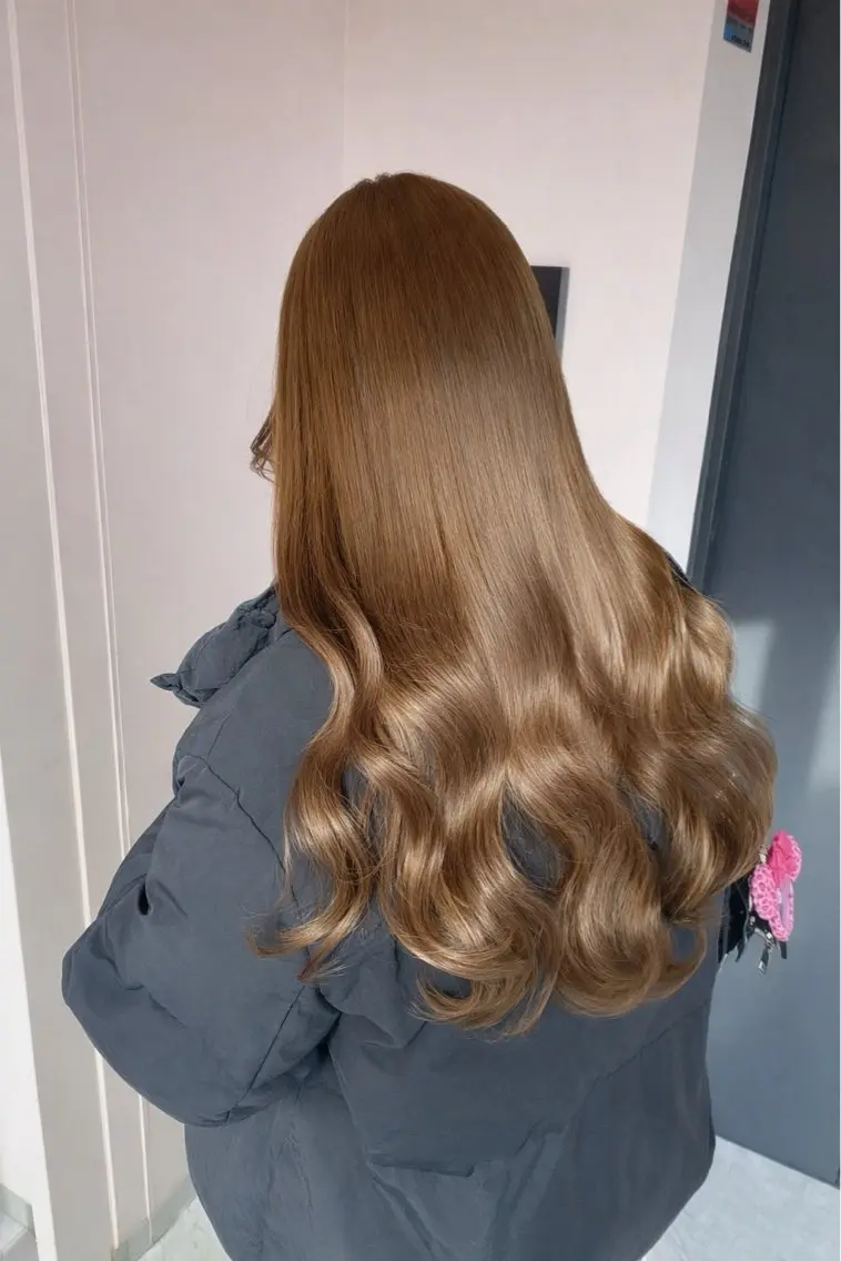 カラー ブリーチ ブラウンカラー ダブルカラー ブリーチなしカラー 楓🦋韓国系レイヤー / 透明感カラー🤍のヘアスタイル