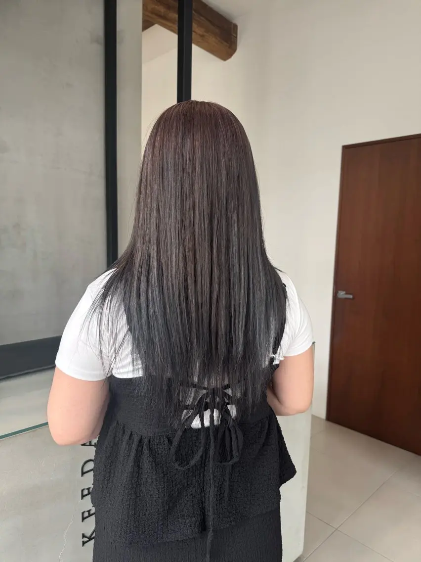 カラー ブリーチ ハイライトカラー カット ヘアカラー kage Nanamiのヘアスタイル