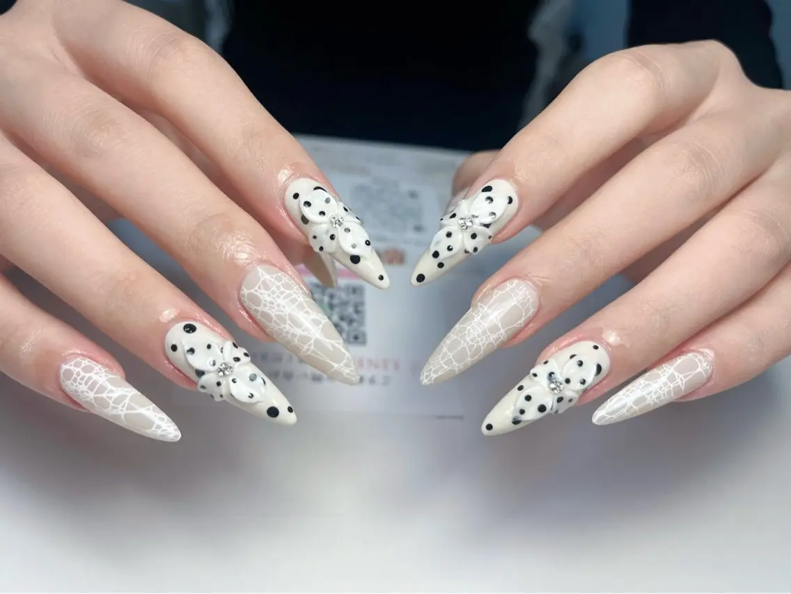 ネイル 成人式 フラッシュネイル フットネイル ジェルネイル 卒業式 ハンドネイル 心斎橋Mione nail salonのネイルデザイン