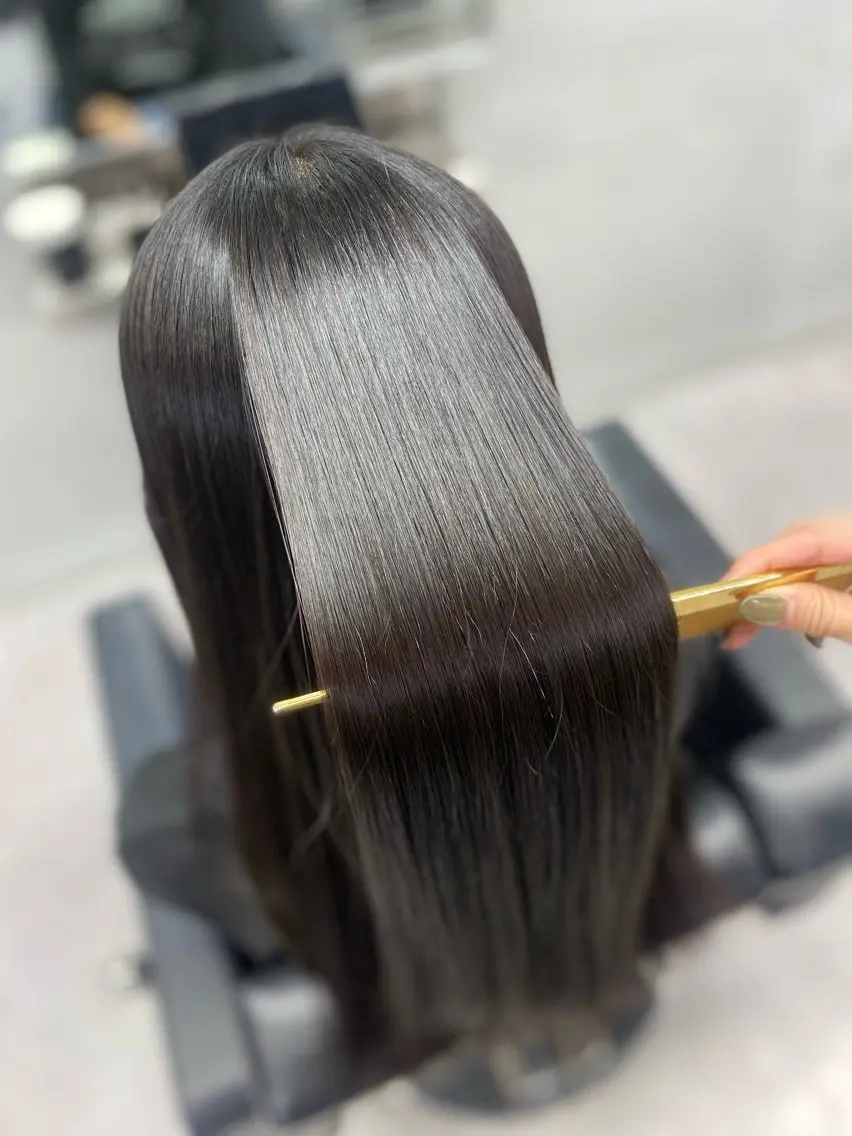 ロング カット 縮毛矯正 トリートメント 艶髪/縮毛矯正 🫧辻野海羽のヘアスタイル