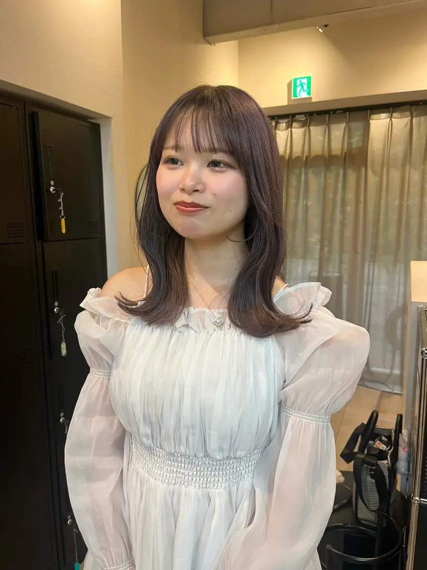 セミロング カラー 透明感カラー ラベンダーカラー 顔周りカット 竹内 穂乃佳のヘアスタイル