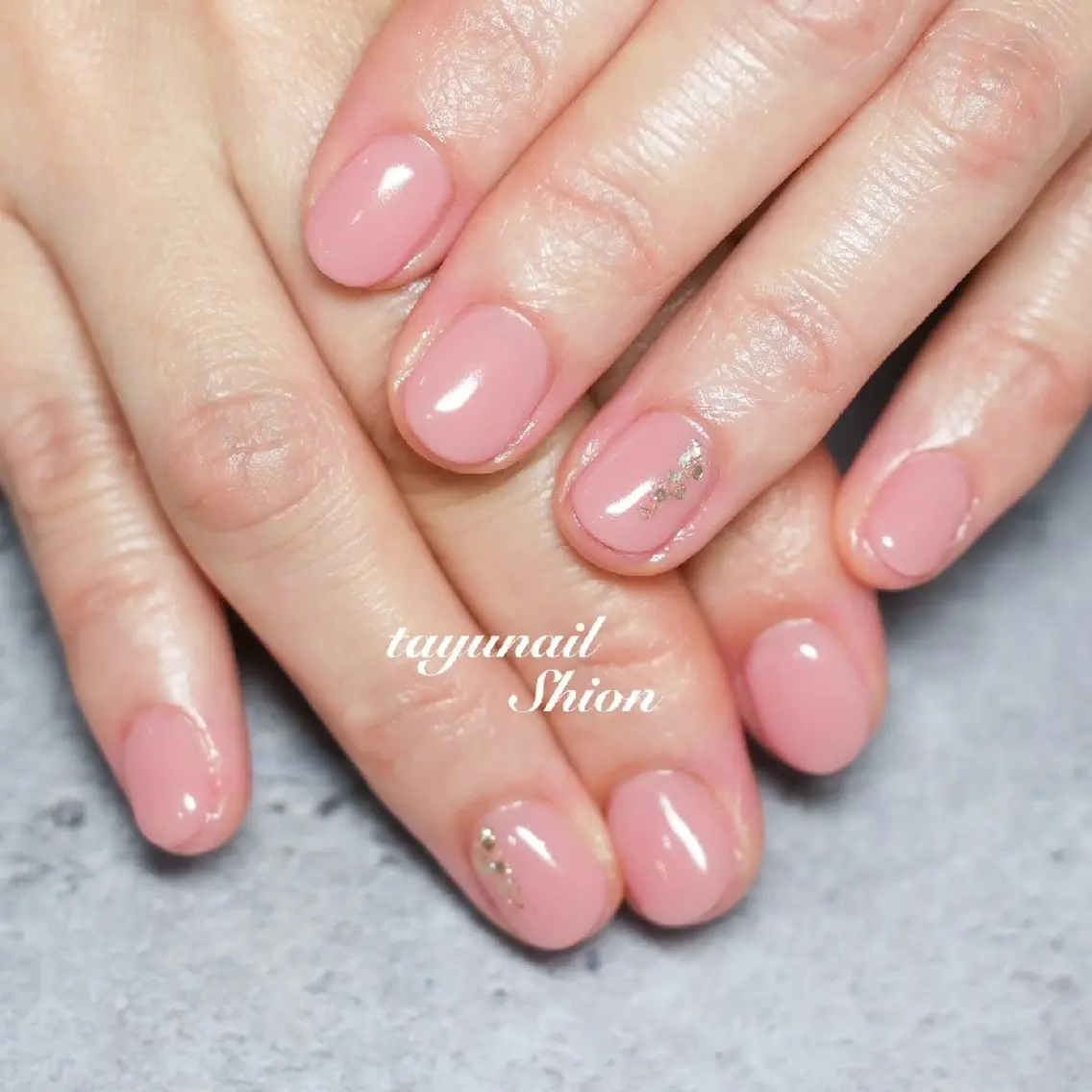 ネイル ジェルネイル ラメ(グリッター) ワンカラーネイル パラジェル ピンク ネイルサロン 【たゆnail】のネイルデザイン