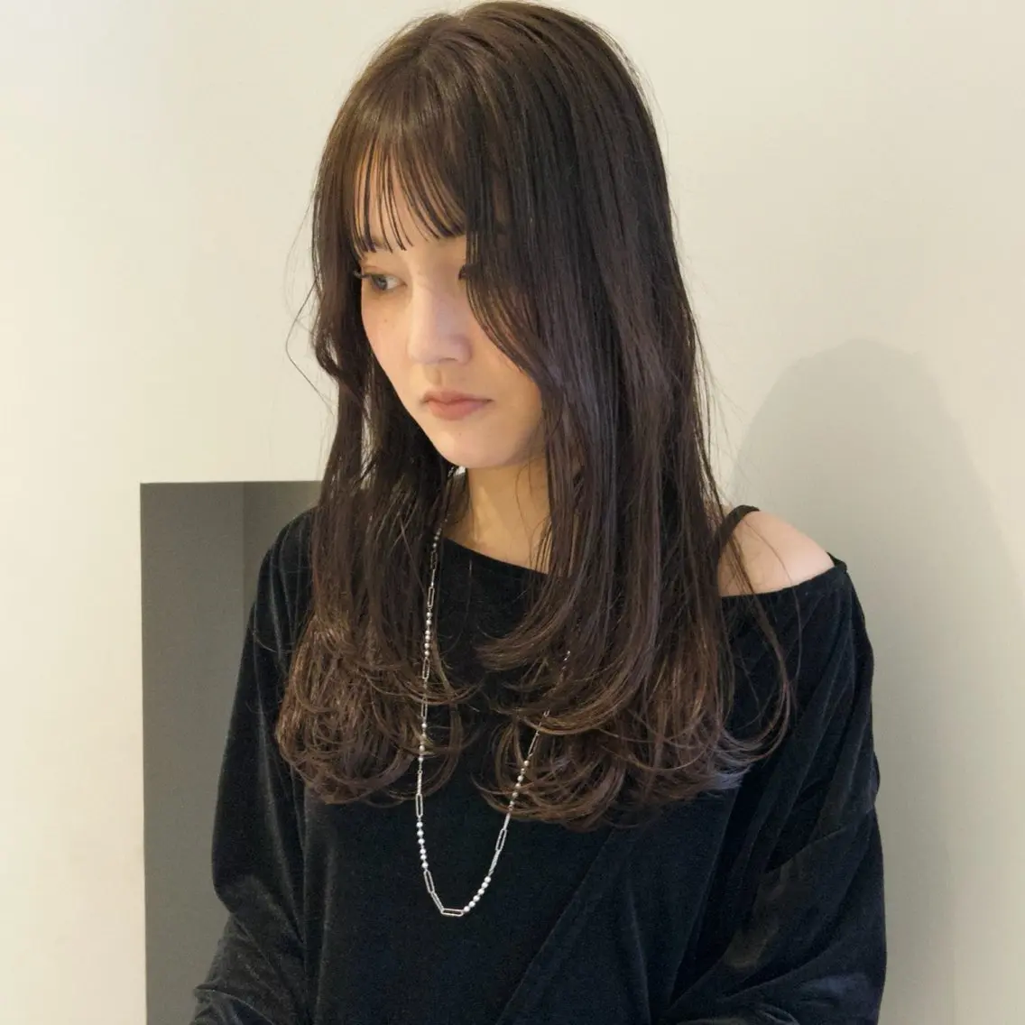 ロング カラー 透明感カラー 顔まわりレイヤー 顔周りカット ハッシュカット レイヤーカット カット ヘアカラー トリートメント nonoka オリーブ/レイヤーのヘアスタイル