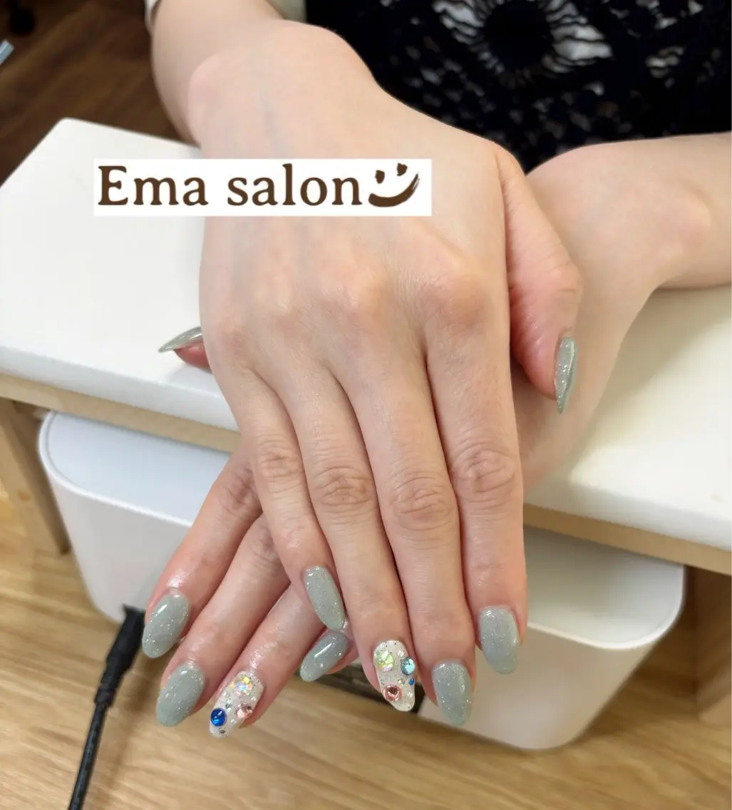 ネイル Ema salon hiromiのネイルデザイン
