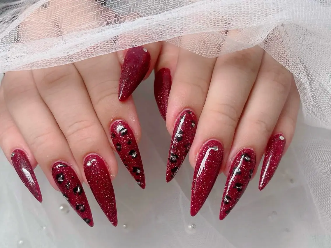 ネイル アートネイル 長さ出し グラデーション マグネットネイル 持ち込み Mi nailsのネイルデザイン