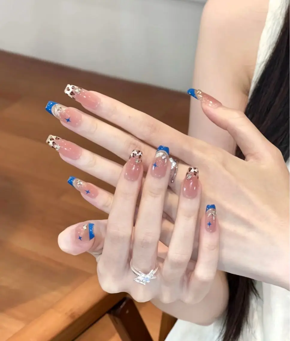 ネイル チークネイル 長さ出し フラッシュネイル フレンチネイル グラデーション ハンドネイル MAY NAIL salon高田馬場のネイルデザイン