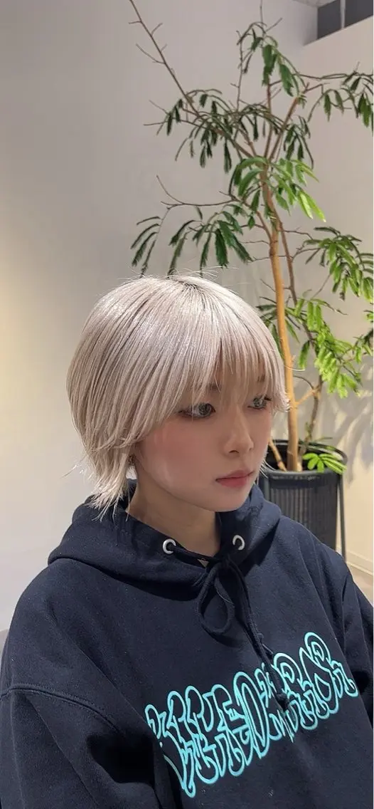 ショート ショートヘア ウルフカット GIEN 末吉 海斗のヘアスタイル
