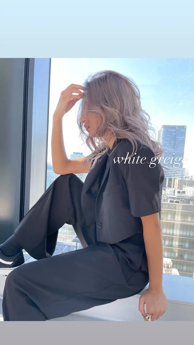 セミロング カラー カット ヘアカラー トリートメント ヘアセット 💜ハイトーン💛 マジカルかいちゃんのヘアスタイル