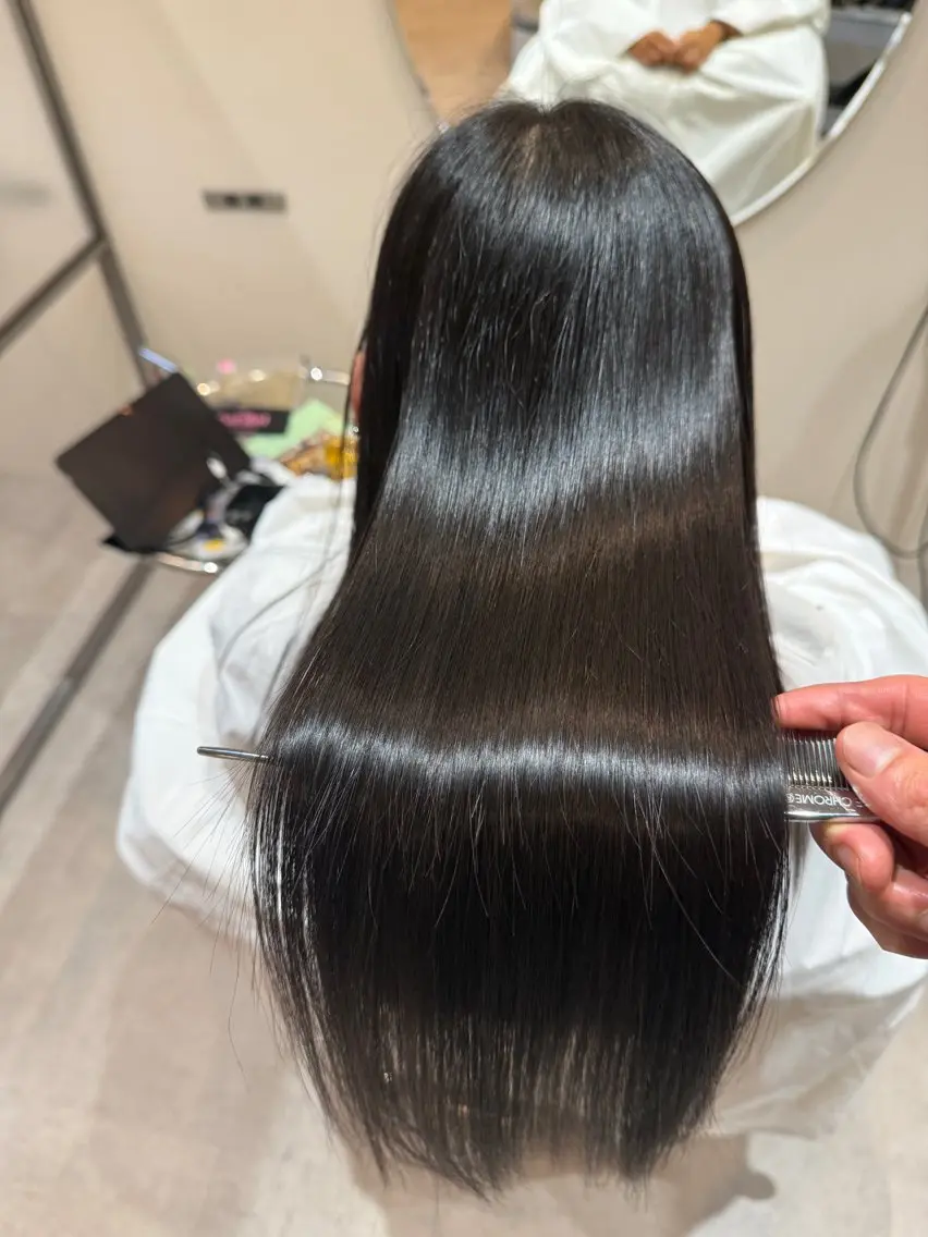 ロング 髪質改善 縮毛矯正 トリートメント La vielle 西峠のヘアスタイル
