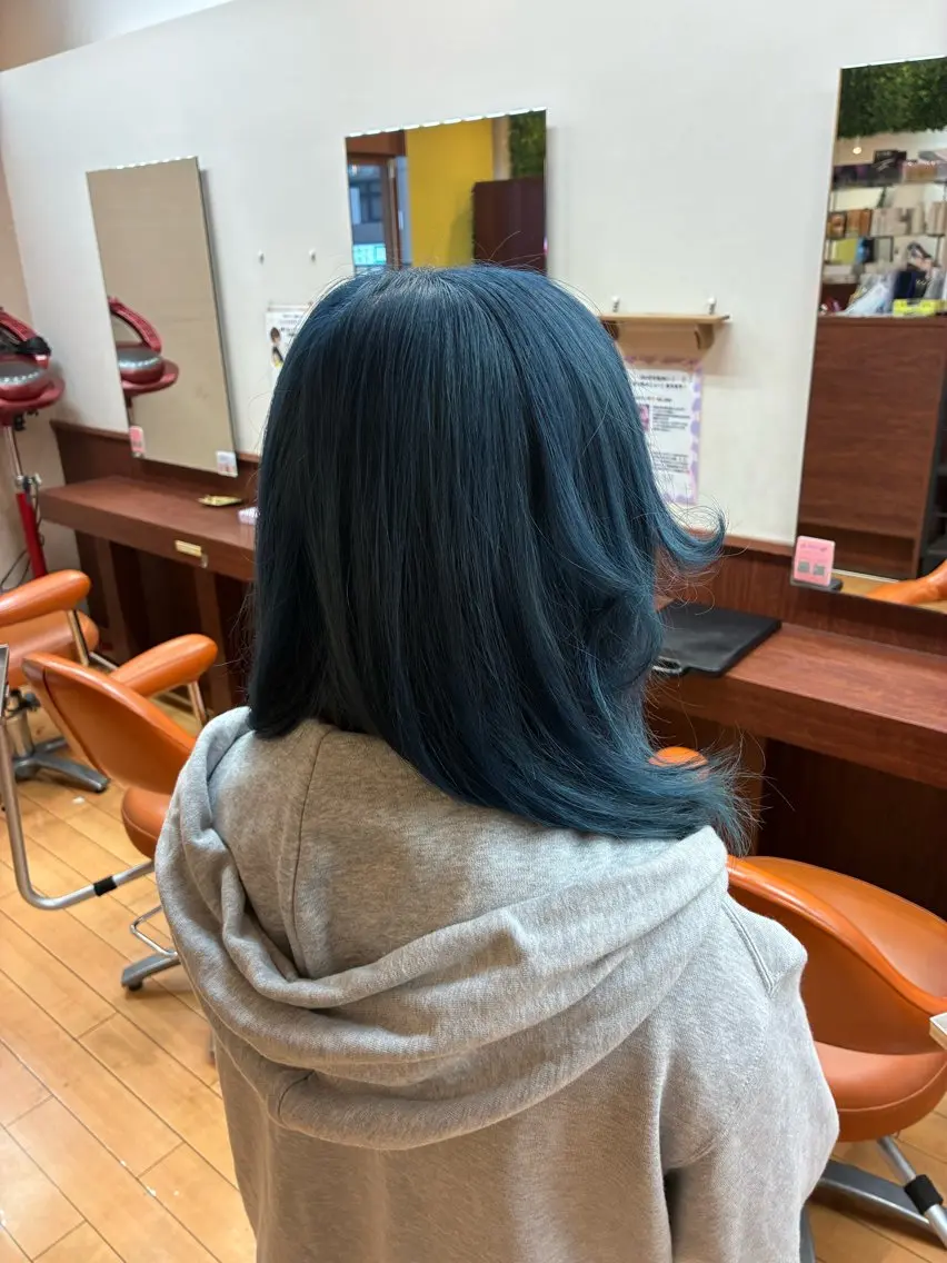 カラー ルキ🌈ブリーチカラ ー&メンズパーマ🦄のヘアスタイル