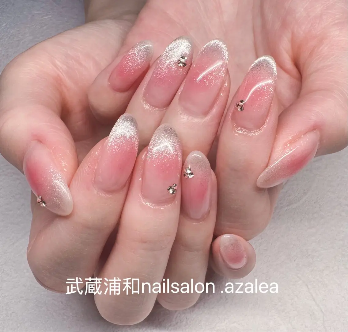 ネイル ハンドネイル R inのネイルデザイン