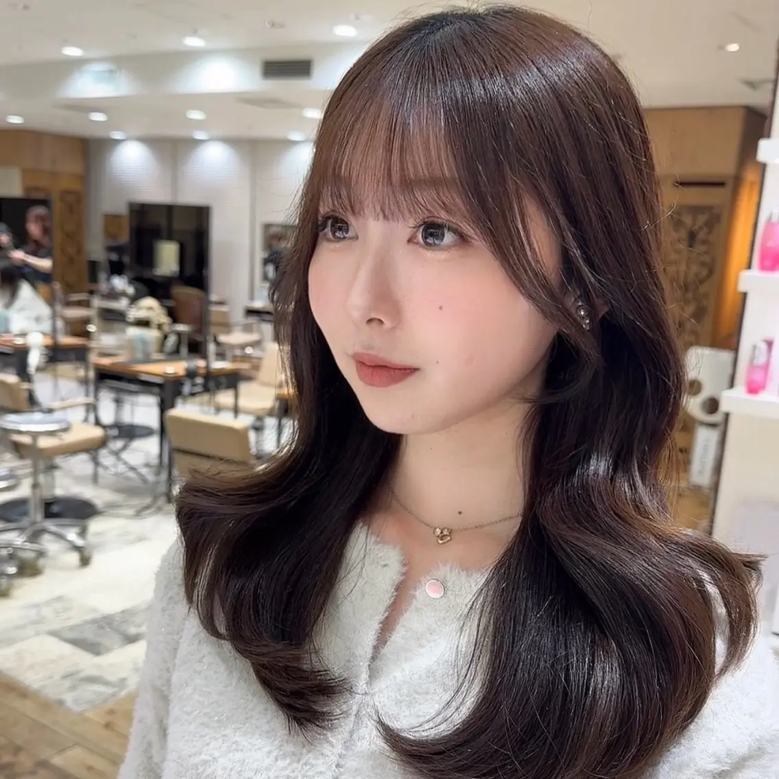 ロング くびれヘア 韓国風ヘア レイヤーカット ロング 似合わせカット 新宿/レイヤー 顔周りカット溝手優太のヘアスタイル