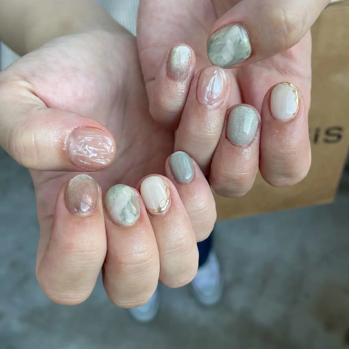 ネイル マグネットネイル ハンドネイル ハンドケア lylynail YUUKAのネイルデザイン