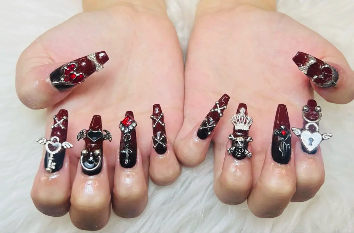 ネイル チークネイル 長さ出し フットネイル マグネットネイル 持ち込み ANH NAIL ゴテゴテ専門店💎のネイルデザイン