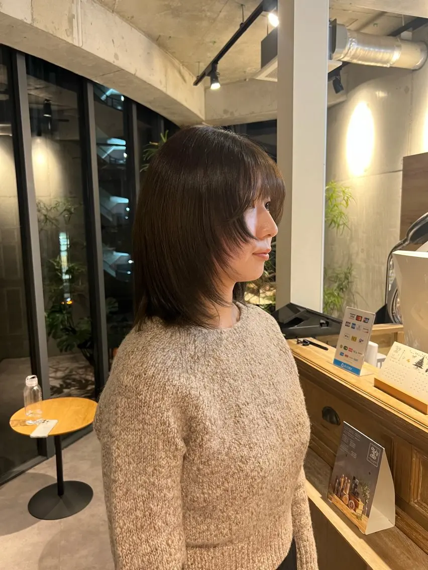 ミディアム カラー ベージュカラー 透明感カラー オリーブベージュ yuri/中目黒 /レイヤー/ボブのヘアスタイル