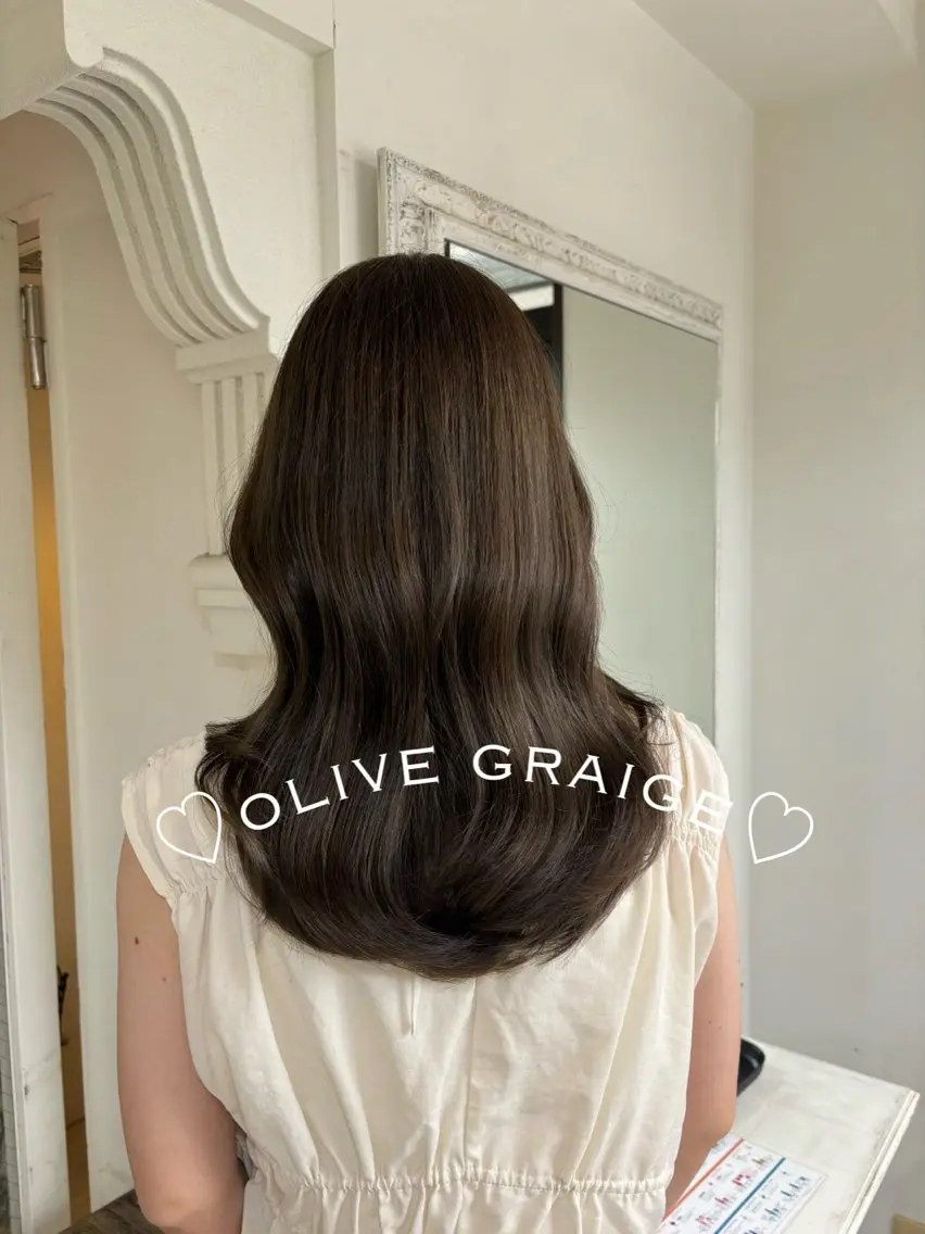セミロング カラー 黒髪 ケアカラー ダブルカラー カット ヘアカラー トリートメント 🍒桜井 優華🍒のヘアスタイル