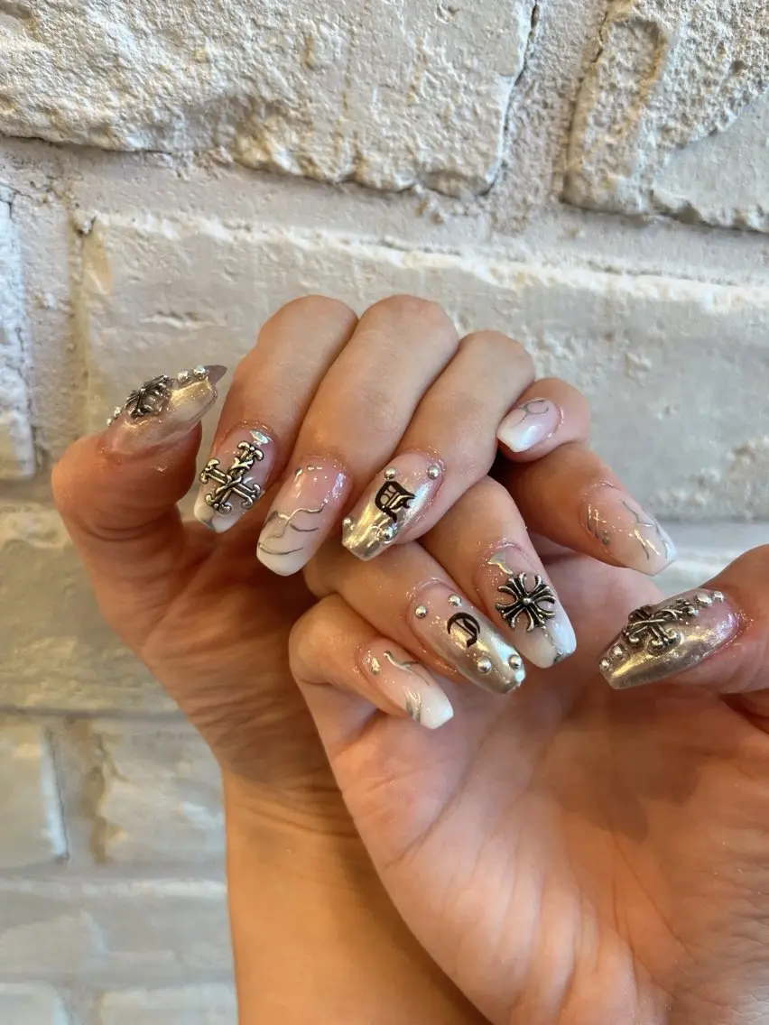ネイル グラデーション 韓国ネイル ミラーネイル 持ち込み ❀pom nail❀ aya.のネイルデザイン