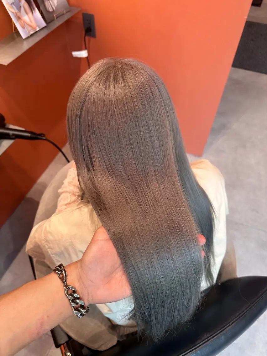 ロング カラー ベージュカラー ブリーチ 透明感カラー ハイトーンカラー ✨札幌/大通り✨ 渋川飛羽のヘアスタイル
