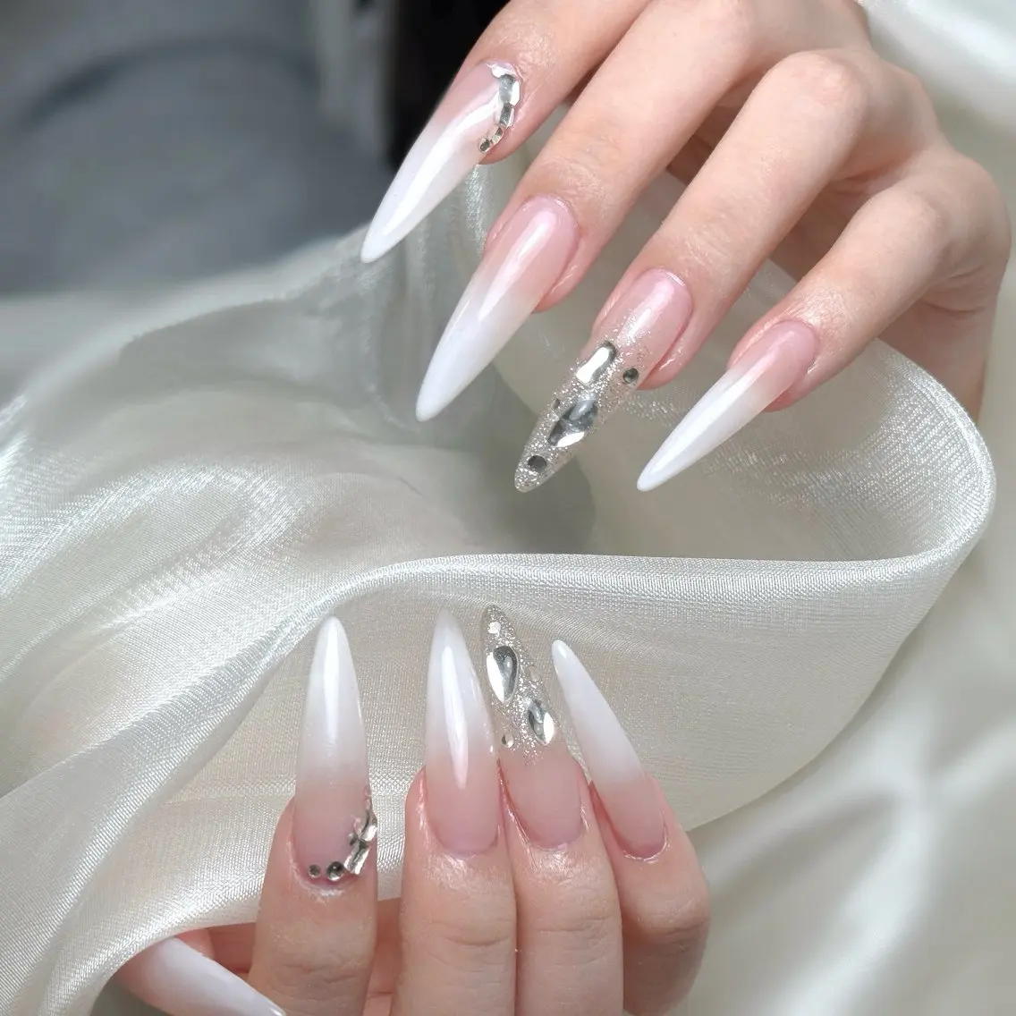 ネイル ハンドネイル Maggie Nail🦩のネイルデザイン