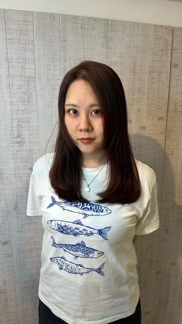 ロング ハヤシ ナルミのヘアスタイル