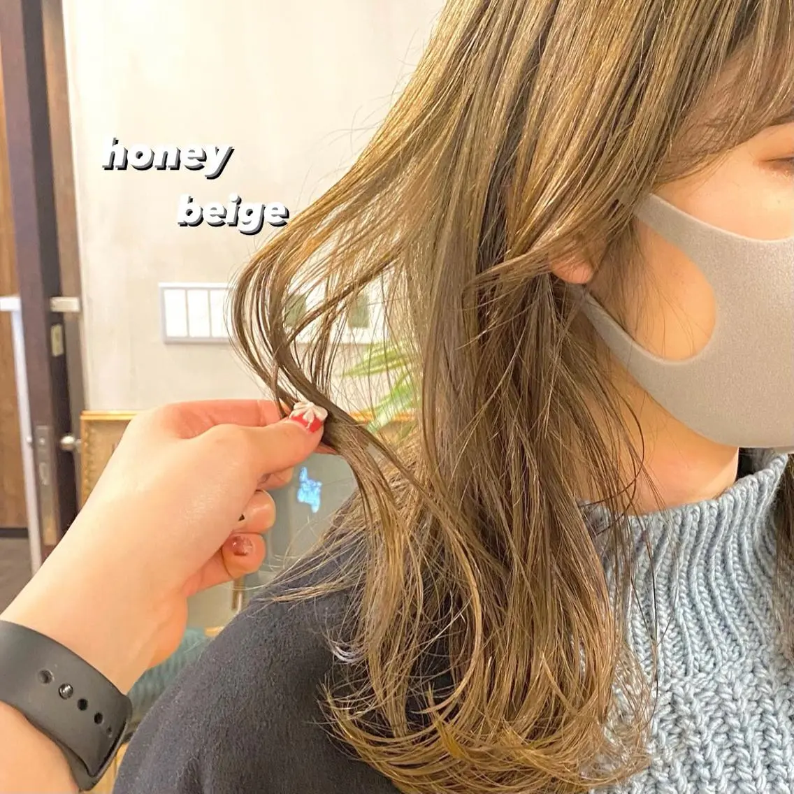 セミロング カラー ベージュカラー 前川 朋香のヘアスタイル