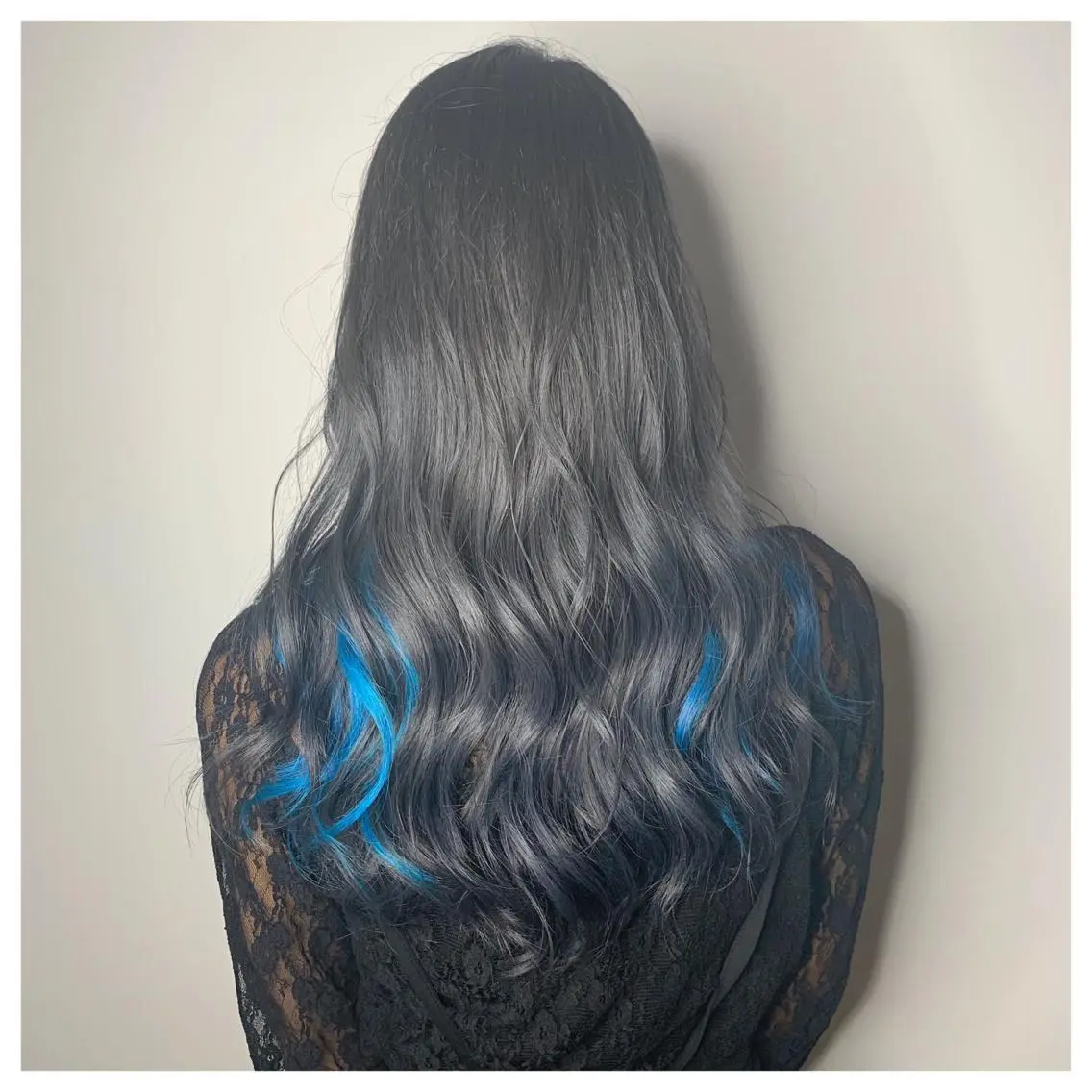 ロング カラー ヘアアレンジ シルバー マツオカ マコのヘアスタイル