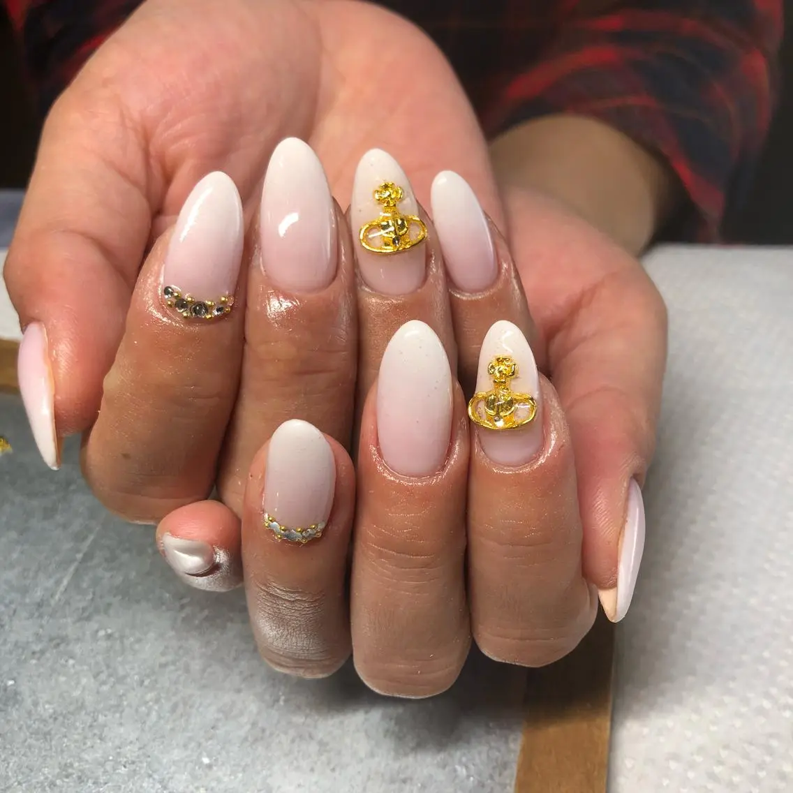 ネイル グラデーション 口コミ5.0 Mizuki.aのネイルデザイン