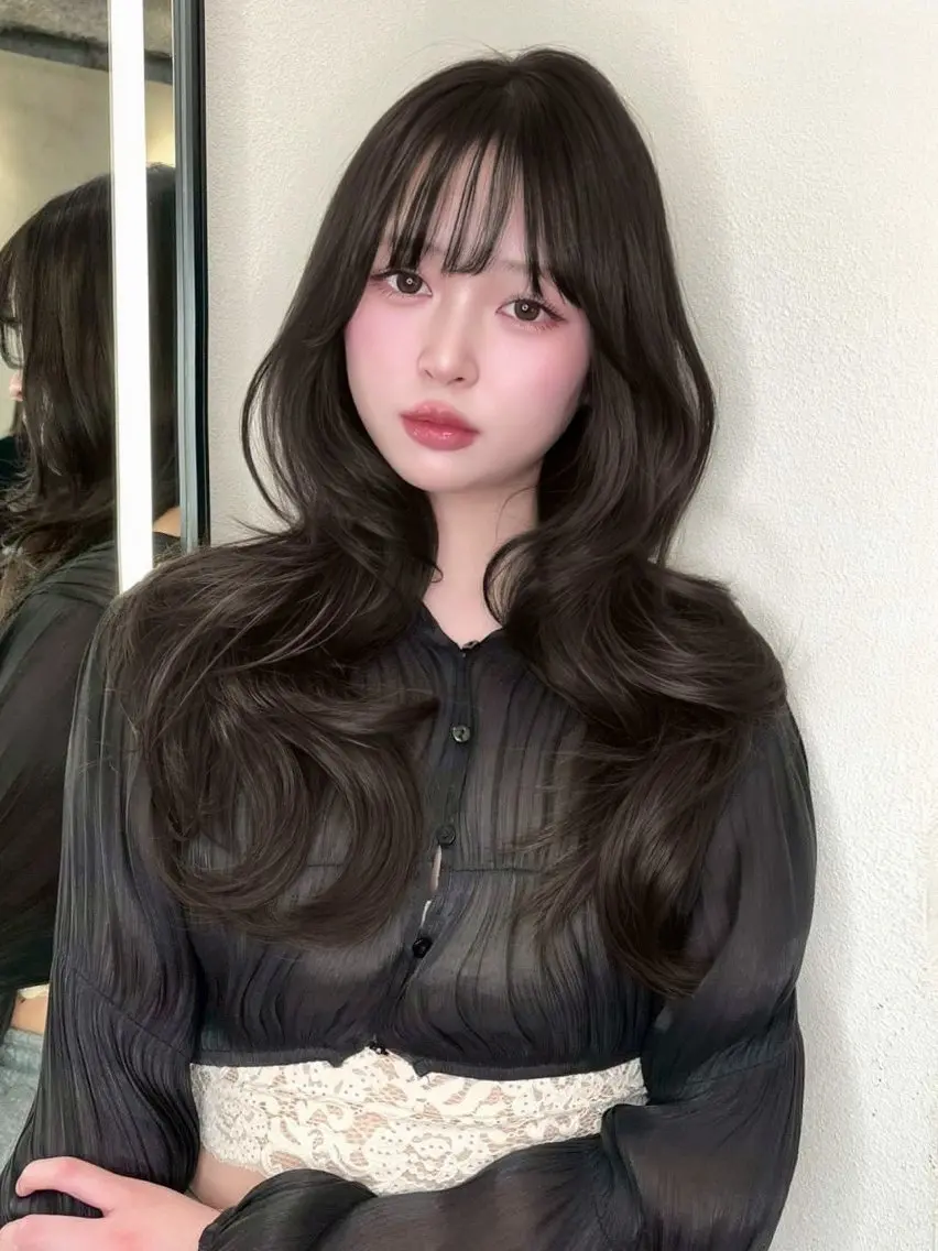 【 🎀金曜日限定メニュー🎀 】ワンカラー+顔周りカット✨️の写真