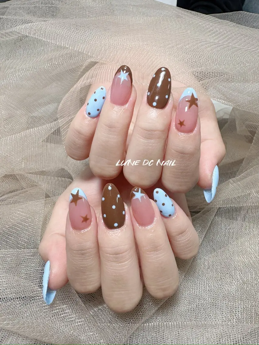 ネイル ハンドネイル NGUYEN VAN DONGのネイルデザイン