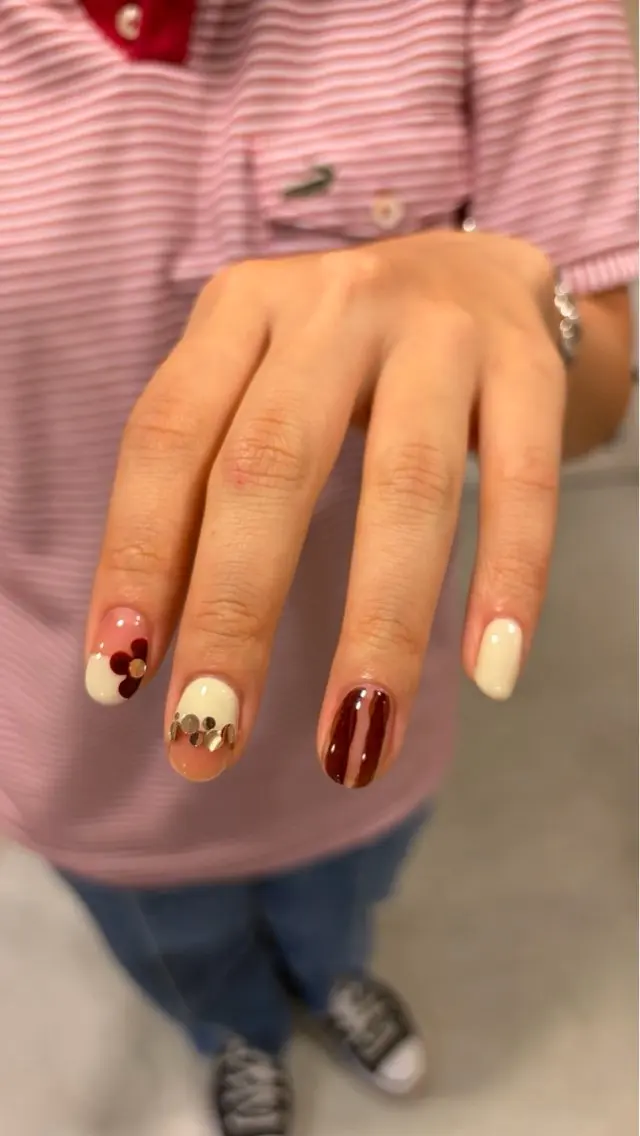 ネイル ハンドネイル ハンドケア Hi,nail minaのネイルデザイン
