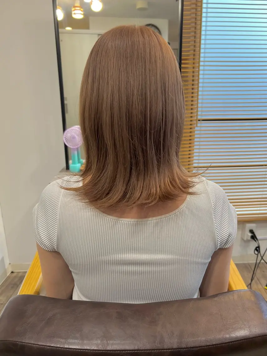 ミディアム カラー ベージュカラー ブリーチ 🦋春山 さとみ🦋のヘアスタイル