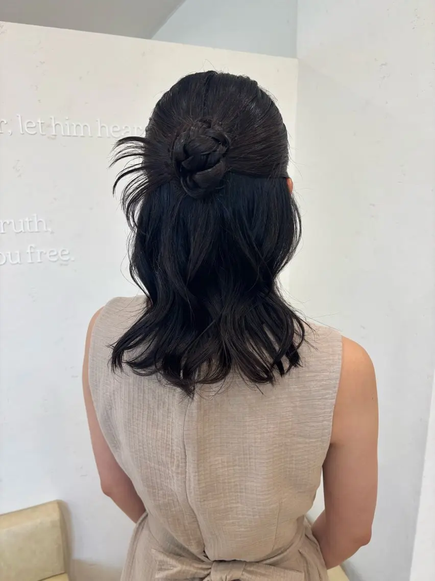 ミディアム Shion Nのヘアスタイル