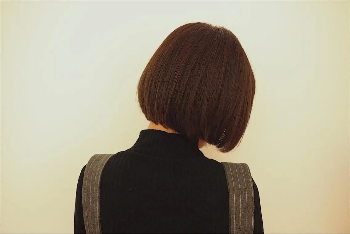 ショート ミディアム カラー ブルーカラー ブルージュ ボブ soins de MaLilyのヘアスタイル