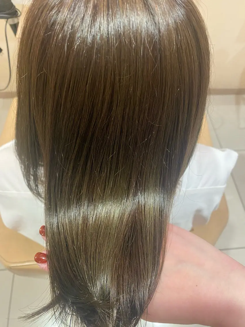 カラー 🫧中川 歩実🫧のヘアスタイル