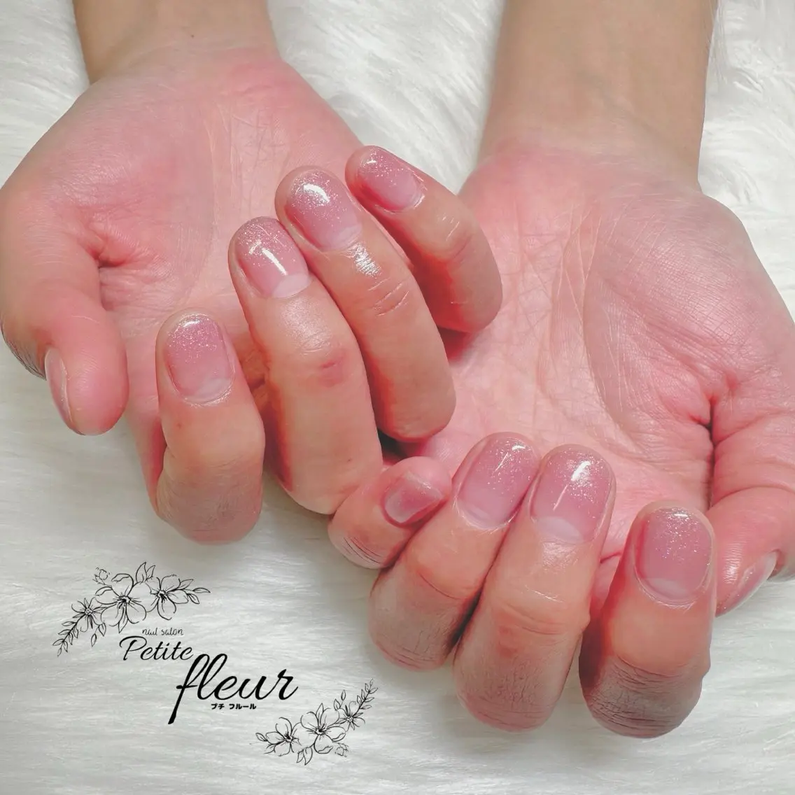 ネイル グラデーション ラメ(グリッター) ラメグラデーション ピンク ❁⃘*。Petite fleur❁⃘*りさのネイルデザイン