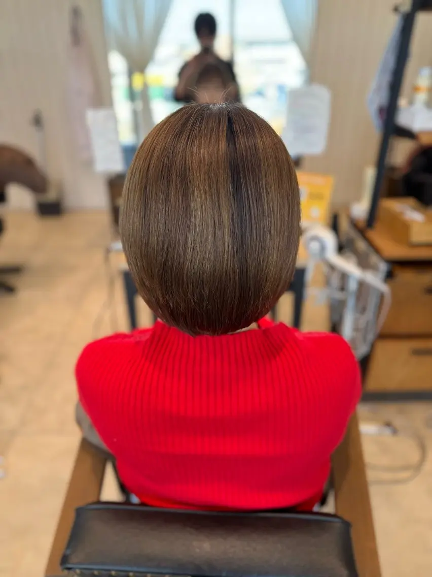 ショート カラー メンズストレート⭐️ 髪質改善カラー⭐️のヘアスタイル